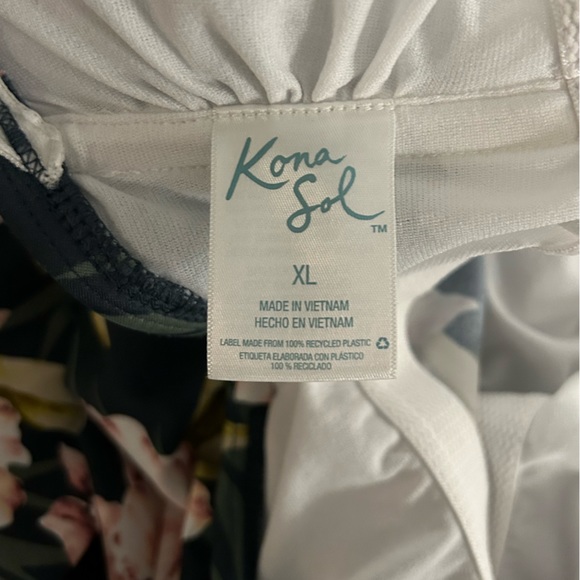 Bandeau Floral KONA SOL High Coverage One Piece Swimsuit, Size XL - Picture 5 of 5